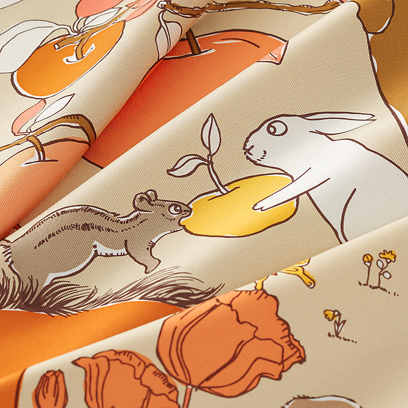 Le Pommier Sellier scarf 90 | Hermès Mainland China